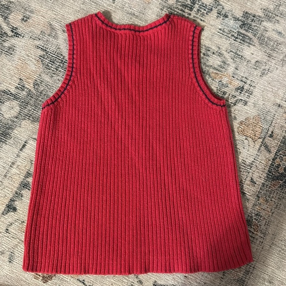 Red polo by Ralph Lauren  sweater vest 4t - Picture 2 of 2